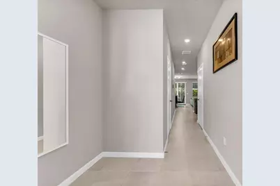 5659  Enclave Dr, Mangonia Park, FL 33407 - Photo 4