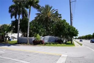 3024 NW 30th Way, Oakland Park, FL 33311 - Photo 36