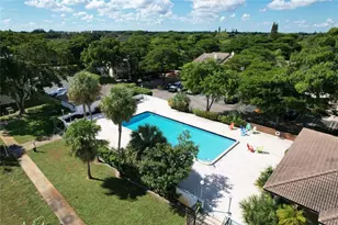 2710 Riverside Dr, Coral Springs, FL 33065 - Photo 34