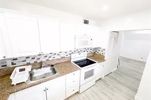 2710 Riverside Dr, Coral Springs, FL 33065 - Photo 6