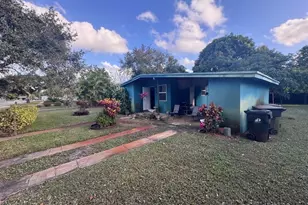 924 NW 14th Ct, Fort Lauderdale, FL 33311 - Photo 1