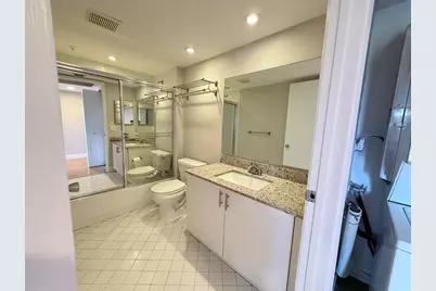 550 SW 137th Ave, Unit #312 L, Pembroke Pines, FL 33027 - Photo 6
