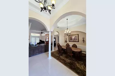 7107  Pinecreek Ln, Coconut Creek, FL 33073 - Photo 6