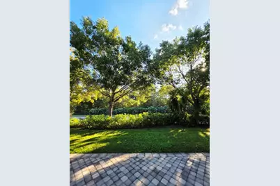 7107  Pinecreek Ln, Coconut Creek, FL 33073 - Photo 42