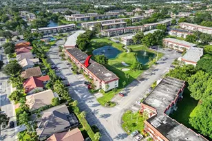 8980 S Hollybrook Blvd, Pembroke Pines, FL 33025 - Photo 32