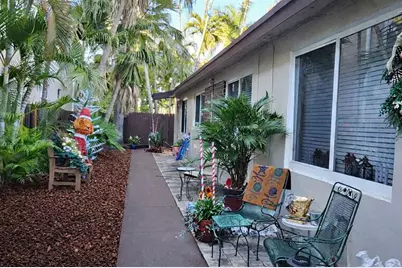 1405 NE 17th St, Fort Lauderdale, FL 33305 - Photo 2