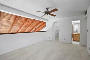 1111 Windward Dr, Pembroke Pines, FL 33026 - Photo 20