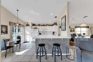 4017 Sapphire Ln, Weston, FL 33331 - Photo 6