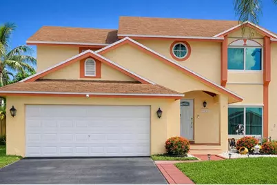 9741 SW 9th Ct, Pembroke Pines, FL 33025 - Photo 2