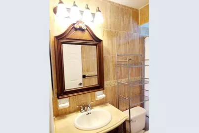 9741 SW 9th Ct, Pembroke Pines, FL 33025 - Photo 24