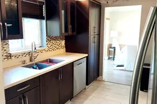 9741 SW 9th Ct, Pembroke Pines, FL 33025 - Photo 6