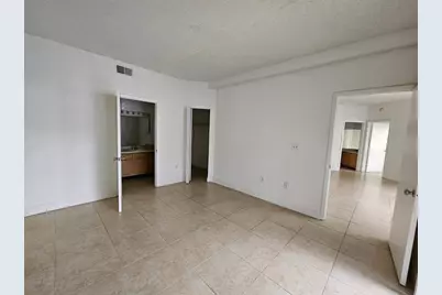 2550 SW 18th Ter, Unit #2301, Fort Lauderdale, FL 33315 - Photo 4