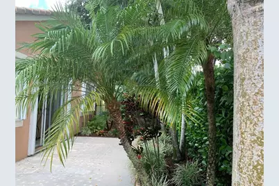 5115  Heron Ct, Coconut Creek, FL 33073 - Photo 8