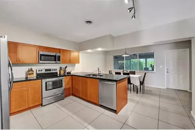 1623-1625 NE 45th St, Oakland Park, FL 33334 - Photo 10