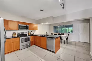 1623-1625 NE 45th St, Oakland Park, FL 33334 - Photo 10