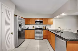 1623-1625 NE 45th St, Oakland Park, FL 33334 - Photo 12