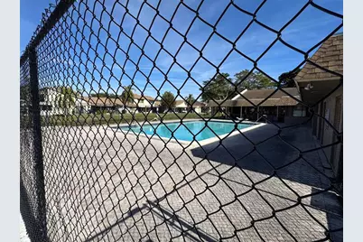 10725 NW 30th Pl, Sunrise, FL 33322 - Photo 22