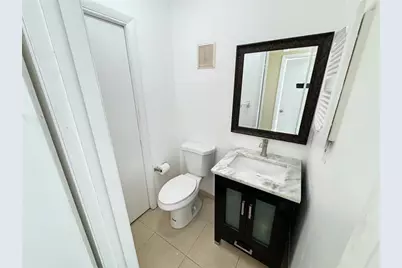 10725 NW 30th Pl, Sunrise, FL 33322 - Photo 16