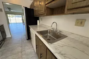 10725 NW 30th Pl, Sunrise, FL 33322 - Photo 8