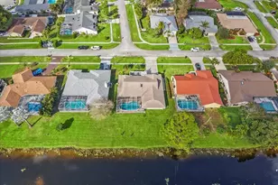 13812 Columbine Ave, Wellington, FL 33414 - Photo 4