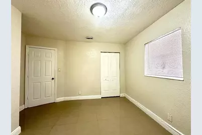 525 NW 15th Ter, Fort Lauderdale, FL 33311 - Photo 18