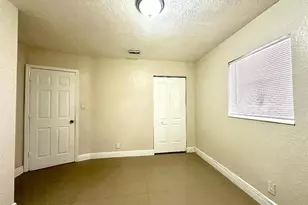 525 NW 15th Terrace, Fort Lauderdale, FL 33311 - Photo 18