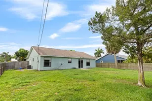 1226 SW Curry St, Port Saint Lucie, FL 34983 - Photo 22