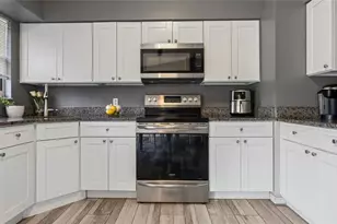 1226 SW Curry St, Port Saint Lucie, FL 34983 - Photo 4