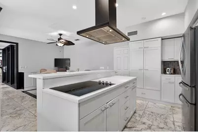 3170  Estates Dr, Pompano Beach, FL 33069 - Photo 14