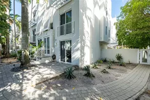801 SE 12th Ct, Fort Lauderdale, FL 33316 - Photo 2