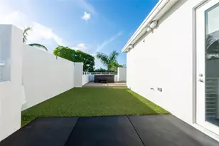 801 SE 12th Ct, Fort Lauderdale, FL 33316 - Photo 46