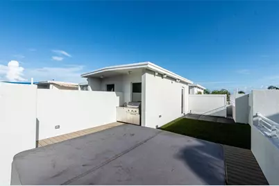 801 SE 12th Ct, Unit #801, Fort Lauderdale, FL 33316 - Photo 18