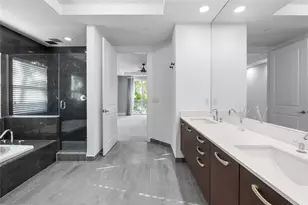 801 SE 12th Ct, Fort Lauderdale, FL 33316 - Photo 16