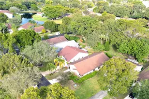 2460 Fiddleleaf Ave, Coconut Creek, FL 33063 - Photo 38