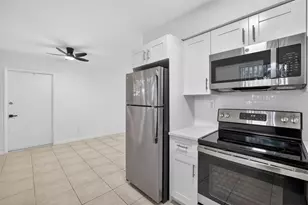 1821 Middle River Dr, Fort Lauderdale, FL 33305 - Photo 4