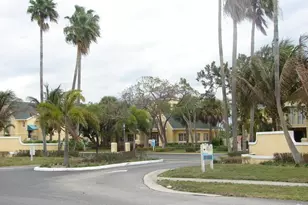 2823 N Course Dr, Pompano Beach, FL 33069 - Photo 32