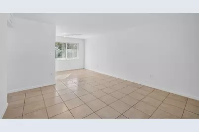 1821  Middle River Dr, Unit #11, Fort Lauderdale, FL 33305 - Photo 10