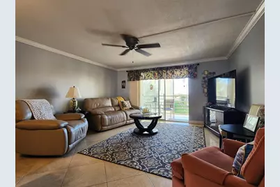 321 SE 3rd St, Unit #302, Dania Beach, FL 33004 - Photo 2