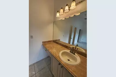 119  Hidden Court Rd, Hollywood, FL 33023 - Photo 12