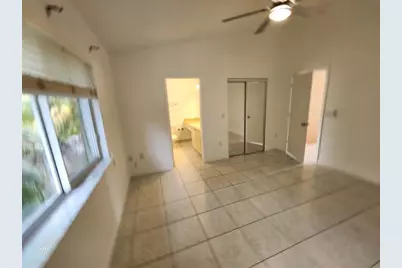 119  Hidden Court Rd, Hollywood, FL 33023 - Photo 14