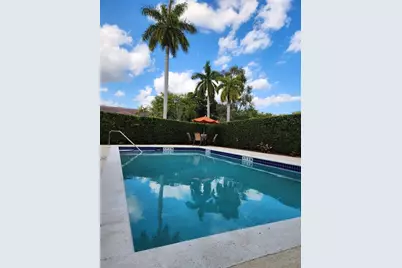 119  Hidden Court Rd, Hollywood, FL 33023 - Photo 1