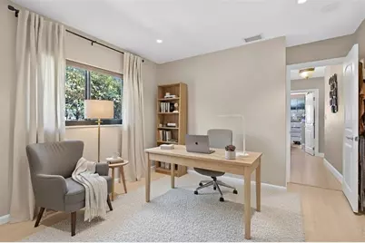 301 SE 8th Ct, Pompano Beach, FL 33060 - Photo 12