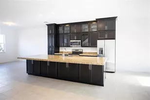 1759 NW 124th Way, Pembroke Pines, FL 33028 - Photo 12