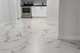 900 SW 11th St, Hallandale Beach, FL 33009 - Photo 4