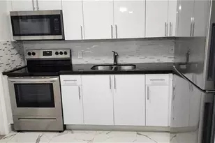 900 SW 11th St, Hallandale Beach, FL 33009 - Photo 1