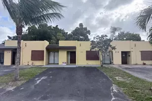 212 NW 46th Ct, Deerfield Beach, FL 1 - Photo 2