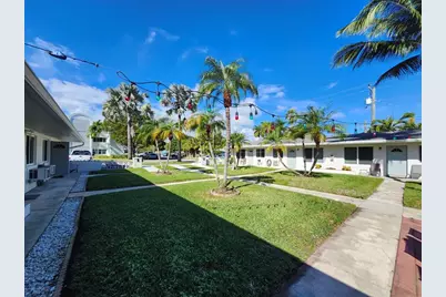 120 NE 10th Ave, Unit #1, Hallandale Beach, FL 33009 - Photo 16