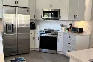 1143 Duncan Cir, Palm Beach Gardens, FL 33418 - Photo 2