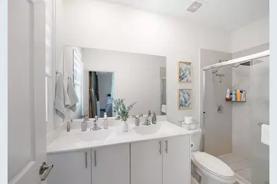 659 NW 204th St, Miami, FL 33169 - Photo 16