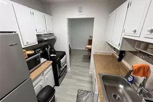 825 NW 13th Unit, Boca Raton, FL 33486 - Photo 4